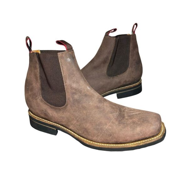 Men's Classic Brown Leather Ankle Boots - Picture 3 of 5